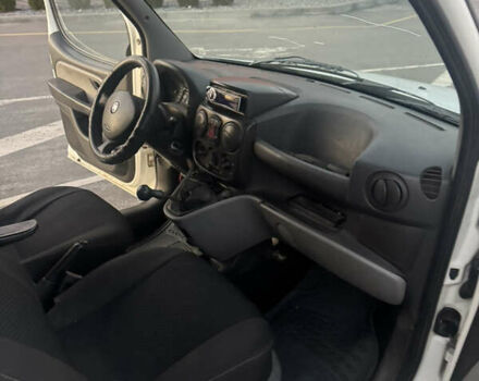 Білий Фіат Добло, об'ємом двигуна 1.9 л та пробігом 280 тис. км за 3800 $, фото 11 на Automoto.ua