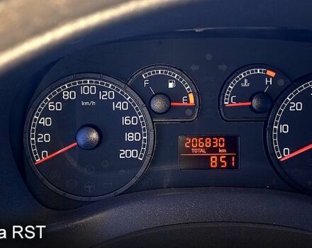 Белый Фиат Добло, объемом двигателя 1.2 л и пробегом 206 тыс. км за 5200 $, фото 7 на Automoto.ua