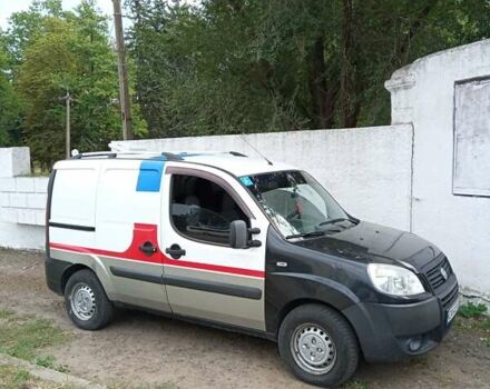 Белый Фиат Добло, объемом двигателя 1.6 л и пробегом 280 тыс. км за 3000 $, фото 8 на Automoto.ua