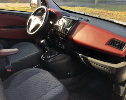 Белый Фиат Добло, объемом двигателя 1.25 л и пробегом 300 тыс. км за 4400 $, фото 10 на Automoto.ua