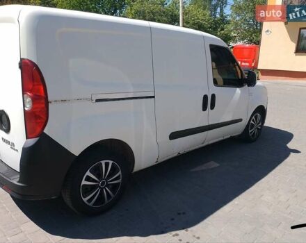 Белый Фиат Добло, объемом двигателя 1.6 л и пробегом 255 тыс. км за 3700 $, фото 3 на Automoto.ua