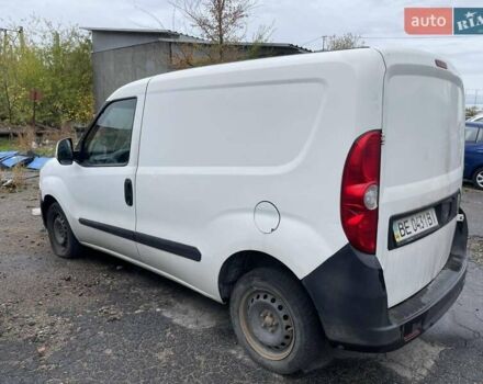 Белый Фиат Добло, объемом двигателя 1.25 л и пробегом 250 тыс. км за 4500 $, фото 6 на Automoto.ua