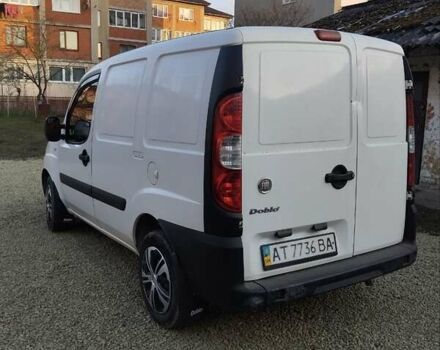 Белый Фиат Добло, объемом двигателя 1.4 л и пробегом 348 тыс. км за 3500 $, фото 3 на Automoto.ua