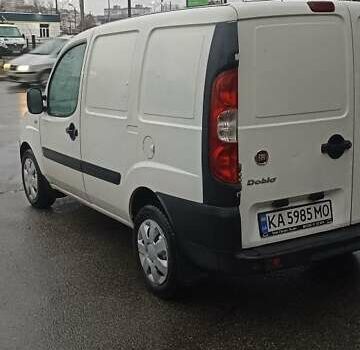 Білий Фіат Добло, об'ємом двигуна 1.4 л та пробігом 364 тис. км за 3800 $, фото 4 на Automoto.ua