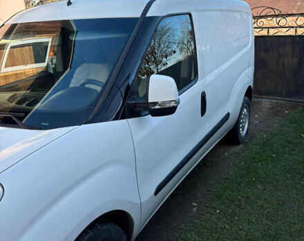 Белый Фиат Добло, объемом двигателя 1.6 л и пробегом 270 тыс. км за 5250 $, фото 2 на Automoto.ua