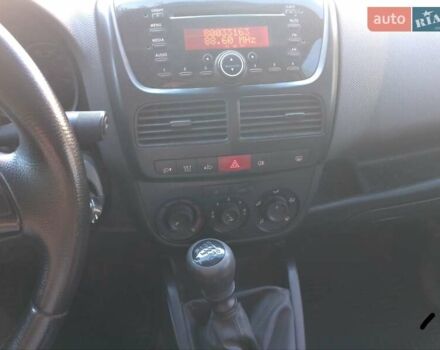 Белый Фиат Добло, объемом двигателя 1.6 л и пробегом 255 тыс. км за 3700 $, фото 7 на Automoto.ua