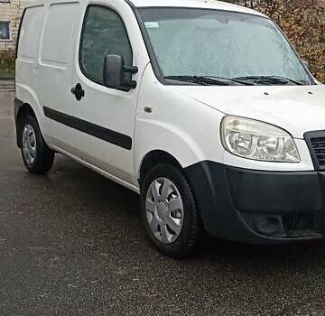 Білий Фіат Добло, об'ємом двигуна 1.4 л та пробігом 364 тис. км за 3800 $, фото 1 на Automoto.ua