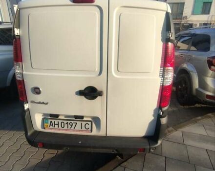 Белый Фиат Добло, объемом двигателя 1.4 л и пробегом 98 тыс. км за 6500 $, фото 3 на Automoto.ua