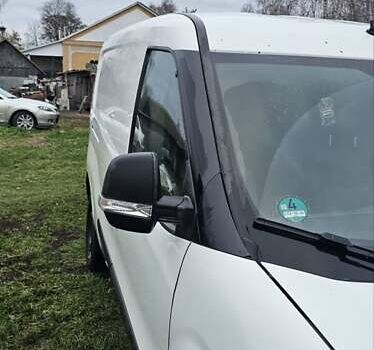 Белый Фиат Добло, объемом двигателя 1.6 л и пробегом 230 тыс. км за 5600 $, фото 2 на Automoto.ua