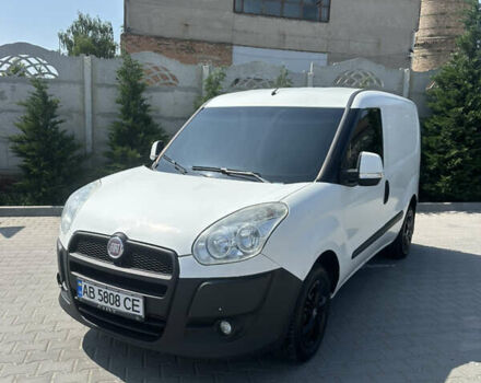 Белый Фиат Добло, объемом двигателя 1.3 л и пробегом 325 тыс. км за 6700 $, фото 1 на Automoto.ua