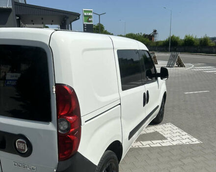 Белый Фиат Добло, объемом двигателя 1.3 л и пробегом 325 тыс. км за 6700 $, фото 5 на Automoto.ua