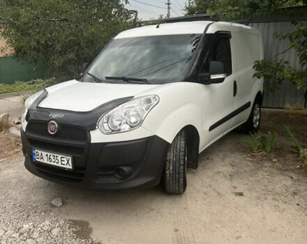 Белый Фиат Добло, объемом двигателя 1.25 л и пробегом 210 тыс. км за 5000 $, фото 4 на Automoto.ua