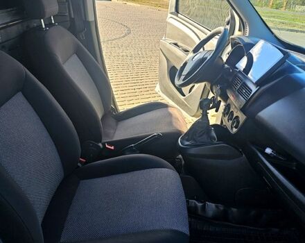 Белый Фиат Добло, объемом двигателя 1.4 л и пробегом 281 тыс. км за 4900 $, фото 9 на Automoto.ua