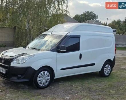 Белый Фиат Добло, объемом двигателя 1.6 л и пробегом 196 тыс. км за 5700 $, фото 1 на Automoto.ua