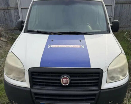 Белый Фиат Добло, объемом двигателя 1.2 л и пробегом 167 тыс. км за 5000 $, фото 8 на Automoto.ua