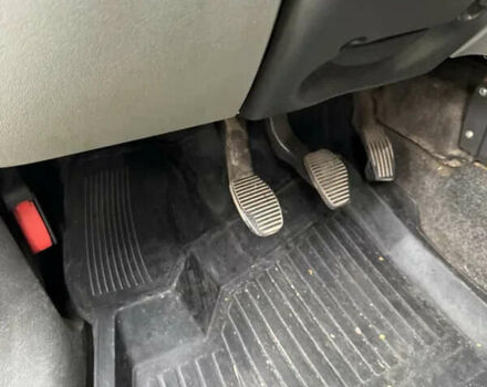 Белый Фиат Добло, объемом двигателя 1.2 л и пробегом 167 тыс. км за 5000 $, фото 3 на Automoto.ua