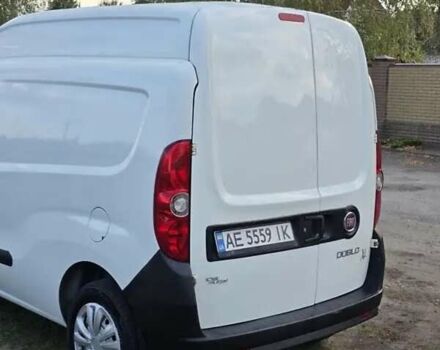 Белый Фиат Добло, объемом двигателя 1.6 л и пробегом 196 тыс. км за 5700 $, фото 4 на Automoto.ua