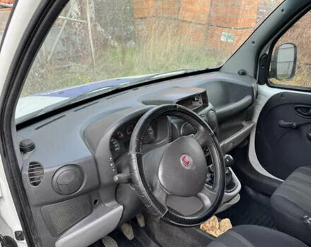 Белый Фиат Добло, объемом двигателя 1.2 л и пробегом 167 тыс. км за 5000 $, фото 19 на Automoto.ua