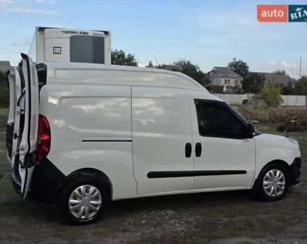 Белый Фиат Добло, объемом двигателя 1.6 л и пробегом 196 тыс. км за 5700 $, фото 8 на Automoto.ua