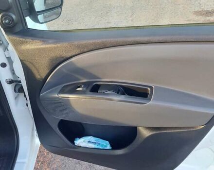 Белый Фиат Добло, объемом двигателя 1.37 л и пробегом 192 тыс. км за 6500 $, фото 22 на Automoto.ua