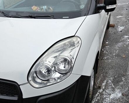 Білий Фіат Добло, об'ємом двигуна 1.3 л та пробігом 392 тис. км за 6500 $, фото 3 на Automoto.ua