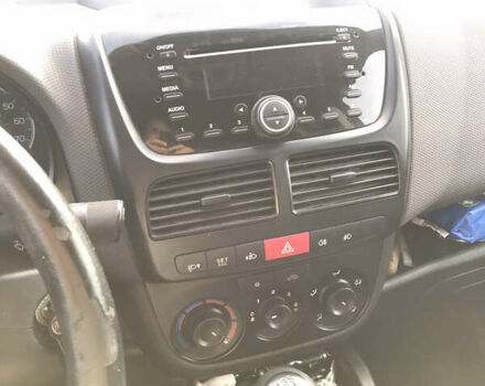 Белый Фиат Добло, объемом двигателя 1.6 л и пробегом 355 тыс. км за 5700 $, фото 17 на Automoto.ua