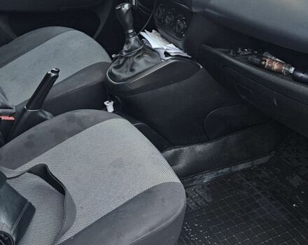 Білий Фіат Добло, об'ємом двигуна 1.3 л та пробігом 392 тис. км за 6500 $, фото 7 на Automoto.ua