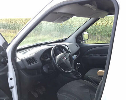 Белый Фиат Добло, объемом двигателя 1.6 л и пробегом 355 тыс. км за 5700 $, фото 14 на Automoto.ua