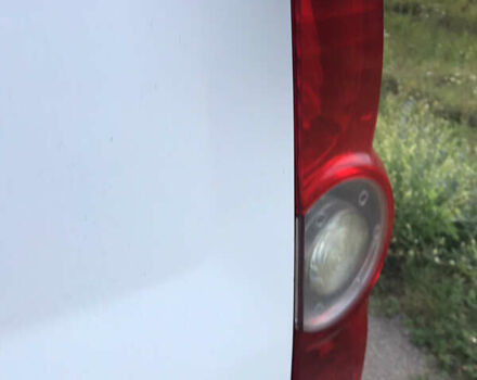 Белый Фиат Добло, объемом двигателя 1.6 л и пробегом 355 тыс. км за 5700 $, фото 9 на Automoto.ua