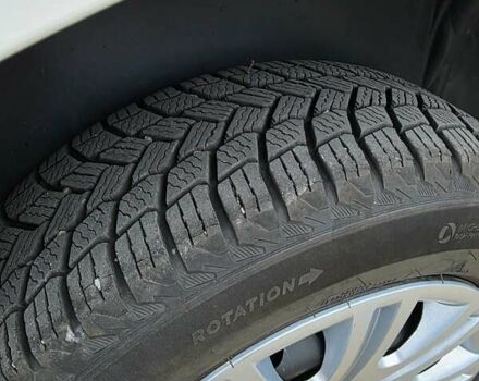 Белый Фиат Добло, объемом двигателя 1.2 л и пробегом 147 тыс. км за 7400 $, фото 4 на Automoto.ua