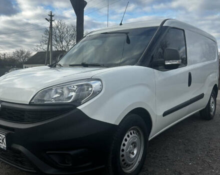 Белый Фиат Добло, объемом двигателя 1.4 л и пробегом 256 тыс. км за 7900 $, фото 1 на Automoto.ua