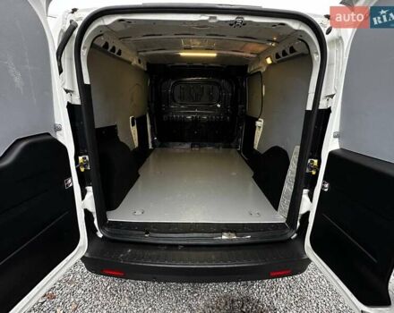 Білий Фіат Добло, об'ємом двигуна 1.6 л та пробігом 267 тис. км за 9300 $, фото 22 на Automoto.ua