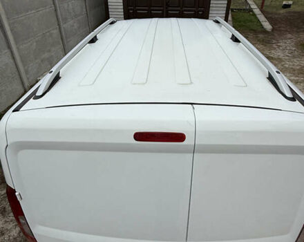 Белый Фиат Добло, объемом двигателя 1.6 л и пробегом 195 тыс. км за 12700 $, фото 6 на Automoto.ua