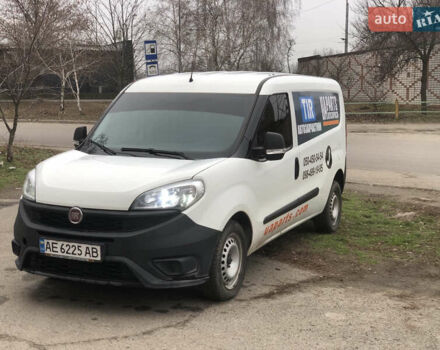 Белый Фиат Добло, объемом двигателя 1.37 л и пробегом 127 тыс. км за 9500 $, фото 3 на Automoto.ua