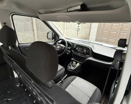 Белый Фиат Добло, объемом двигателя 1.6 л и пробегом 195 тыс. км за 12700 $, фото 18 на Automoto.ua