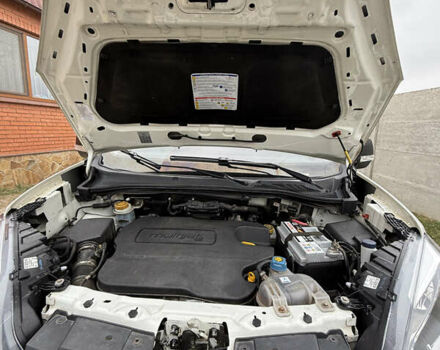 Белый Фиат Добло, объемом двигателя 1.6 л и пробегом 195 тыс. км за 12700 $, фото 41 на Automoto.ua