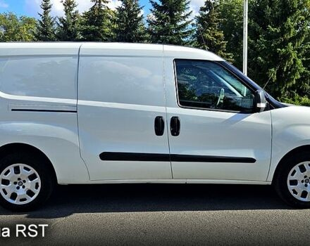 Белый Фиат Добло, объемом двигателя 1.3 л и пробегом 53 тыс. км за 12500 $, фото 3 на Automoto.ua