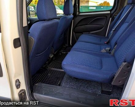 Белый Фиат Добло, объемом двигателя 1.3 л и пробегом 100 тыс. км за 10800 $, фото 10 на Automoto.ua