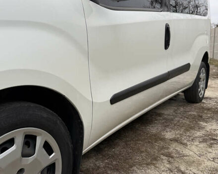 Белый Фиат Добло, объемом двигателя 1.6 л и пробегом 195 тыс. км за 12700 $, фото 12 на Automoto.ua