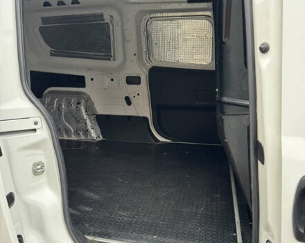 Білий Фіат Добло, об'ємом двигуна 1.25 л та пробігом 111 тис. км за 9500 $, фото 13 на Automoto.ua