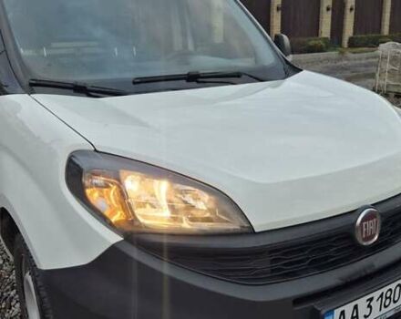Белый Фиат Добло, объемом двигателя 1.37 л и пробегом 176 тыс. км за 6900 $, фото 3 на Automoto.ua