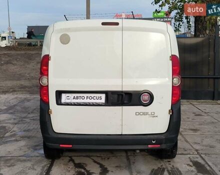 Белый Фиат Добло, объемом двигателя 1.37 л и пробегом 299 тыс. км за 4590 $, фото 5 на Automoto.ua