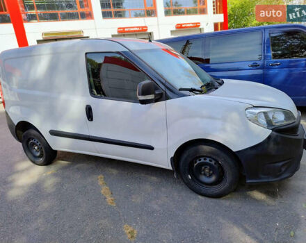 Білий Фіат Добло, об'ємом двигуна 1.25 л та пробігом 133 тис. км за 6000 $, фото 4 на Automoto.ua