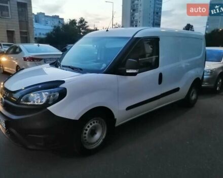Белый Фиат Добло, объемом двигателя 1.25 л и пробегом 214 тыс. км за 8600 $, фото 21 на Automoto.ua