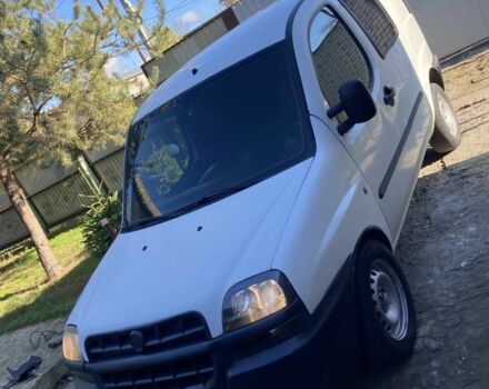 Белый Фиат Добло, объемом двигателя 1.9 л и пробегом 235 тыс. км за 2600 $, фото 3 на Automoto.ua