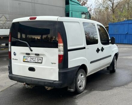 Белый Фиат Добло, объемом двигателя 1.6 л и пробегом 314 тыс. км за 1900 $, фото 2 на Automoto.ua