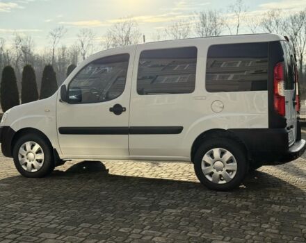 Белый Фиат Добло, объемом двигателя 1.3 л и пробегом 291 тыс. км за 3999 $, фото 9 на Automoto.ua