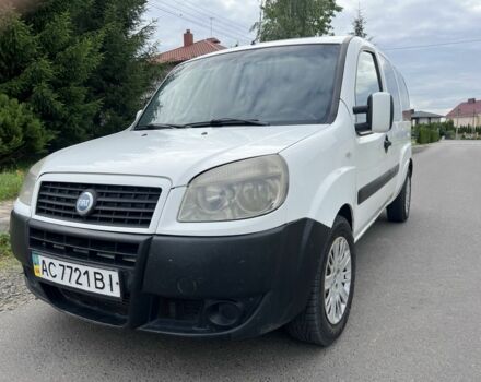Белый Фиат Добло, объемом двигателя 1.9 л и пробегом 399 тыс. км за 4200 $, фото 1 на Automoto.ua