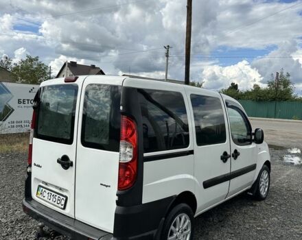 Белый Фиат Добло, объемом двигателя 1.9 л и пробегом 211 тыс. км за 4200 $, фото 4 на Automoto.ua