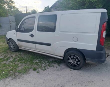 Белый Фиат Добло, объемом двигателя 1.9 л и пробегом 2 тыс. км за 4999 $, фото 3 на Automoto.ua